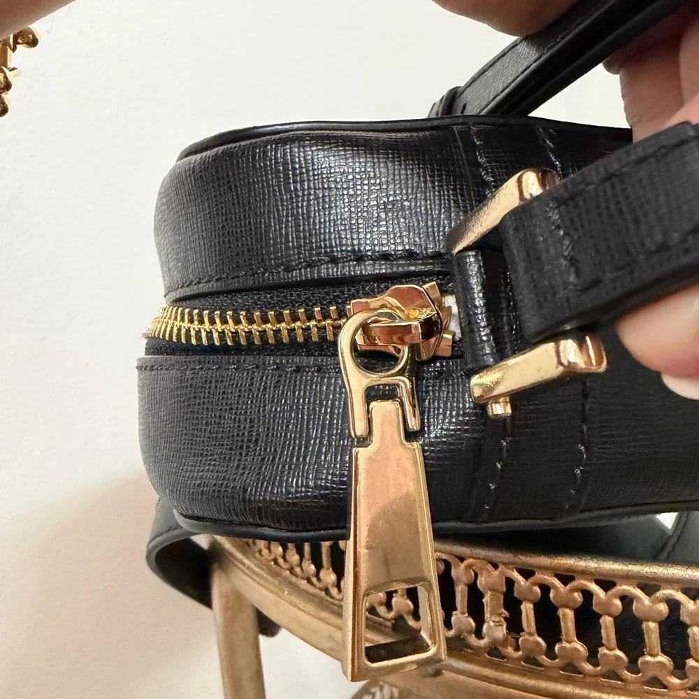 VERSACE MEDUSA Palazzo CAMERA BAG - Picture 11 of 14